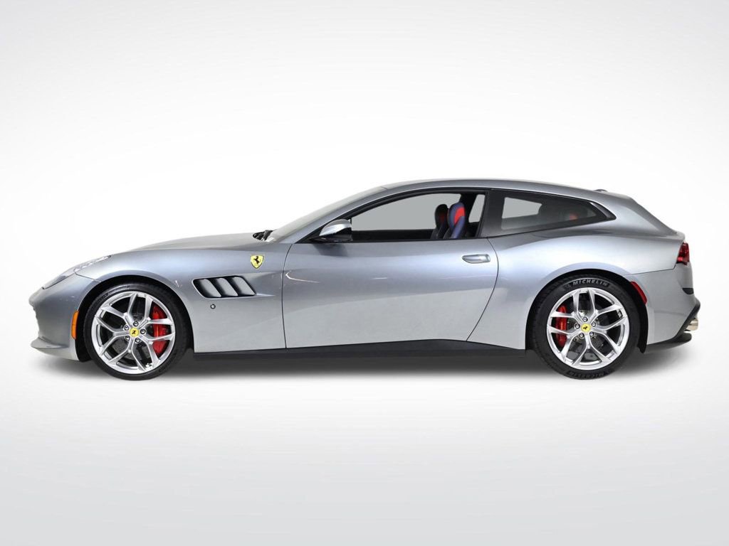 Used 2018 Ferrari GTC4Lusso T image 7