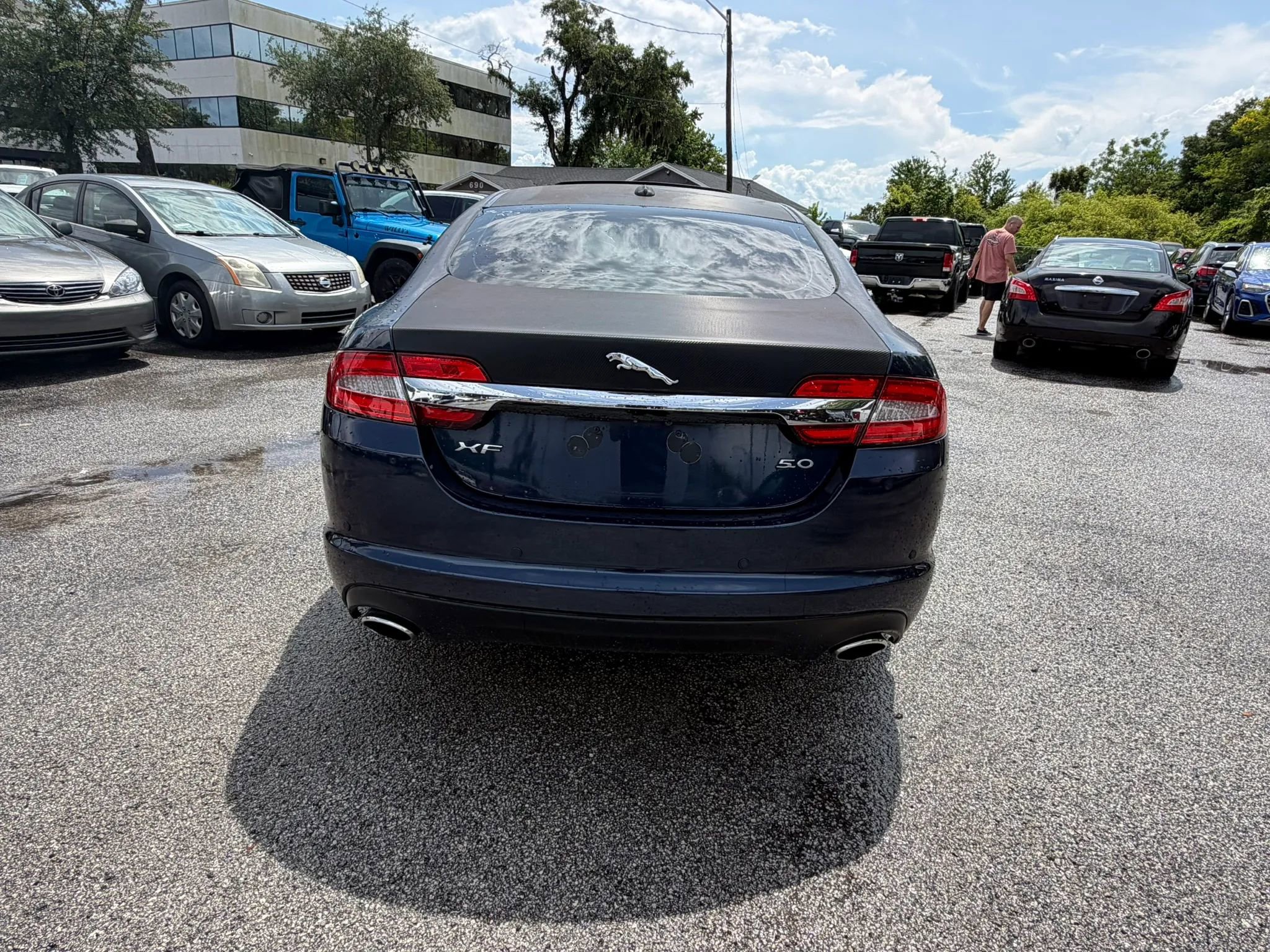 Used 2012 Jaguar XF Portfolio w/ Cold Weather Pkg RWD image 3