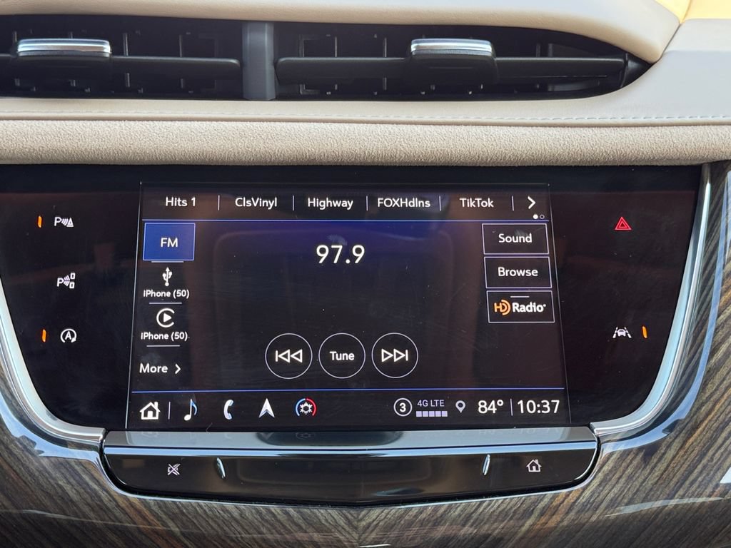 Used 2024 Cadillac XT6 Premium Luxury w/ Platinum Package FWD image 14