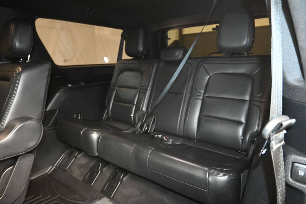 Used 2020 Lincoln Navigator L 4WD image 12