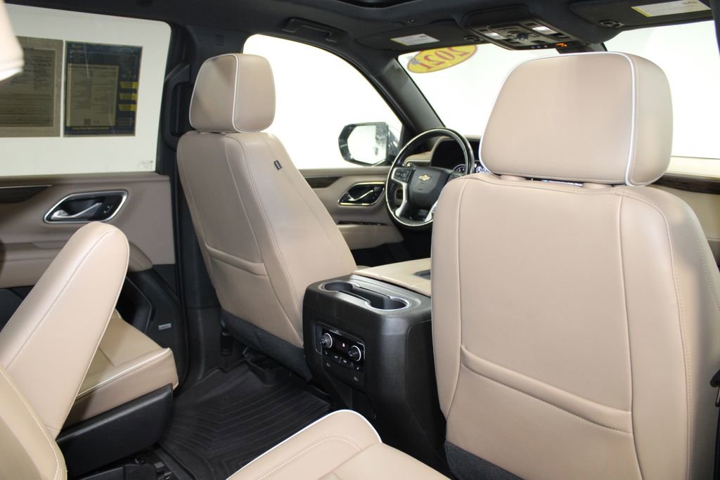 Used 2021 Chevrolet Tahoe Premier w/ Premium Package AWD/4WD image 35