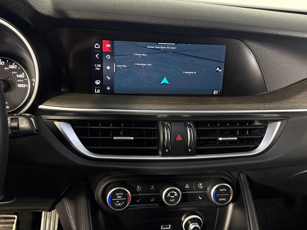 Used 2023 Alfa Romeo Stelvio Ti AWD/4WD image 21