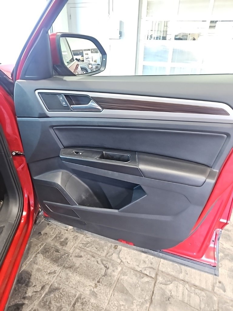 Used 2021 Volkswagen Atlas SE image 10