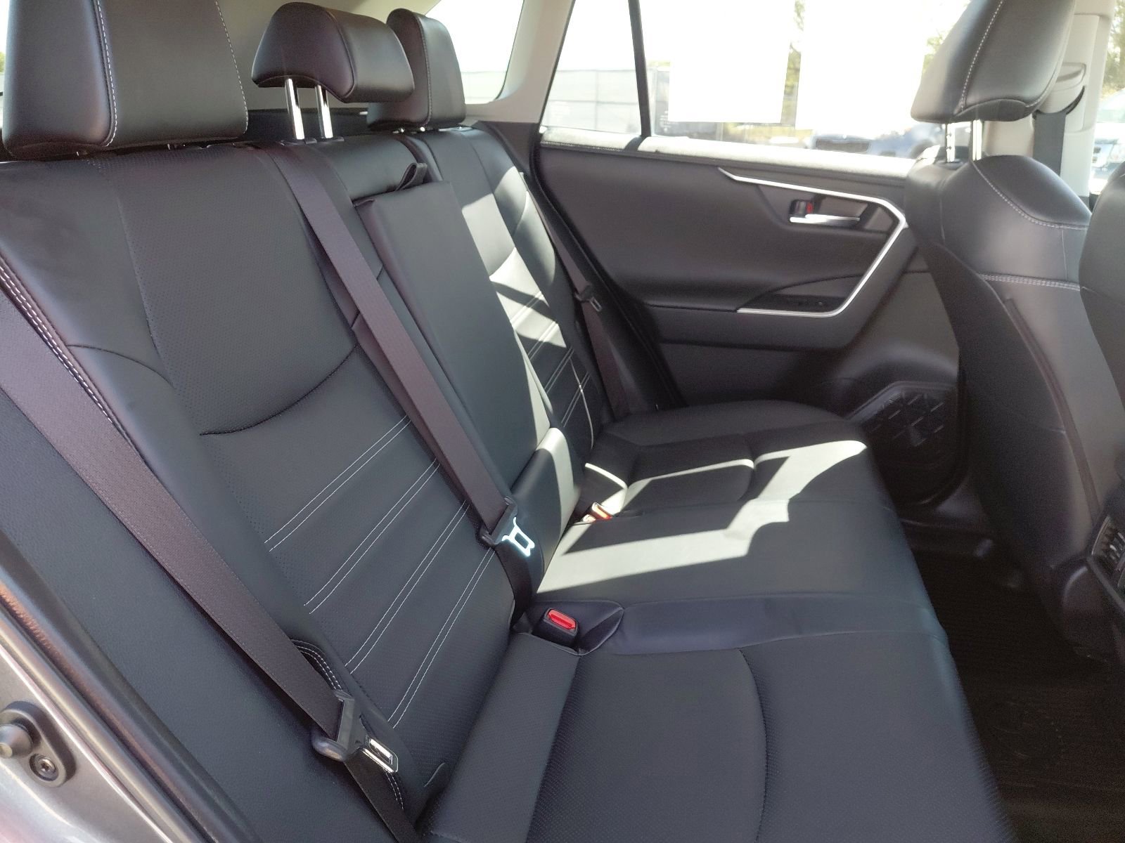 Certified 2020 Toyota RAV4 Limited AWD/4WD image 28