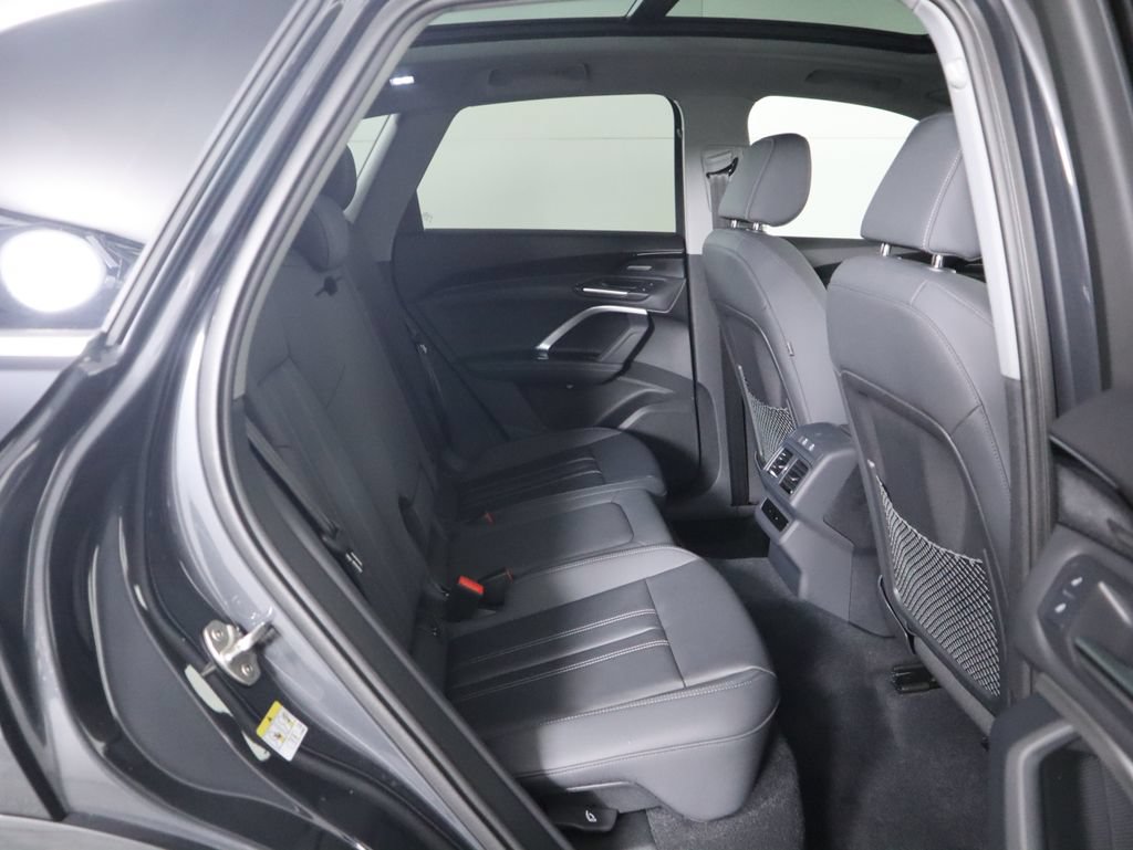 Used 2025 Audi Q5 Premium w/ Premium Plus AWD/4WD image 25