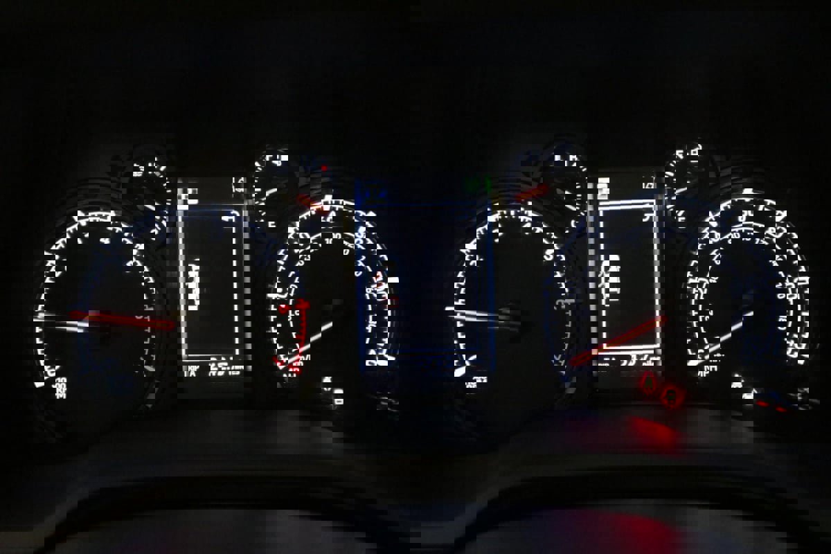 Used 2021 Toyota 4Runner SR5 Premium w/ Moonroof Package image 18