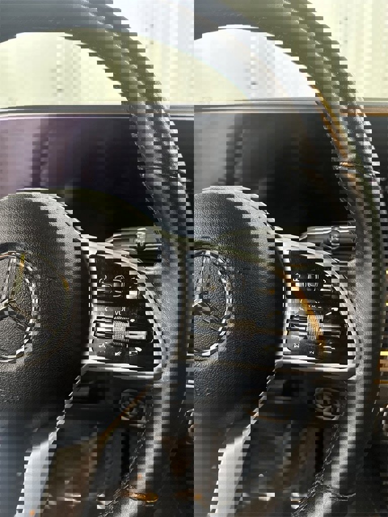 Used 2020 Mercedes-Benz GLE 350 4MATIC image 18