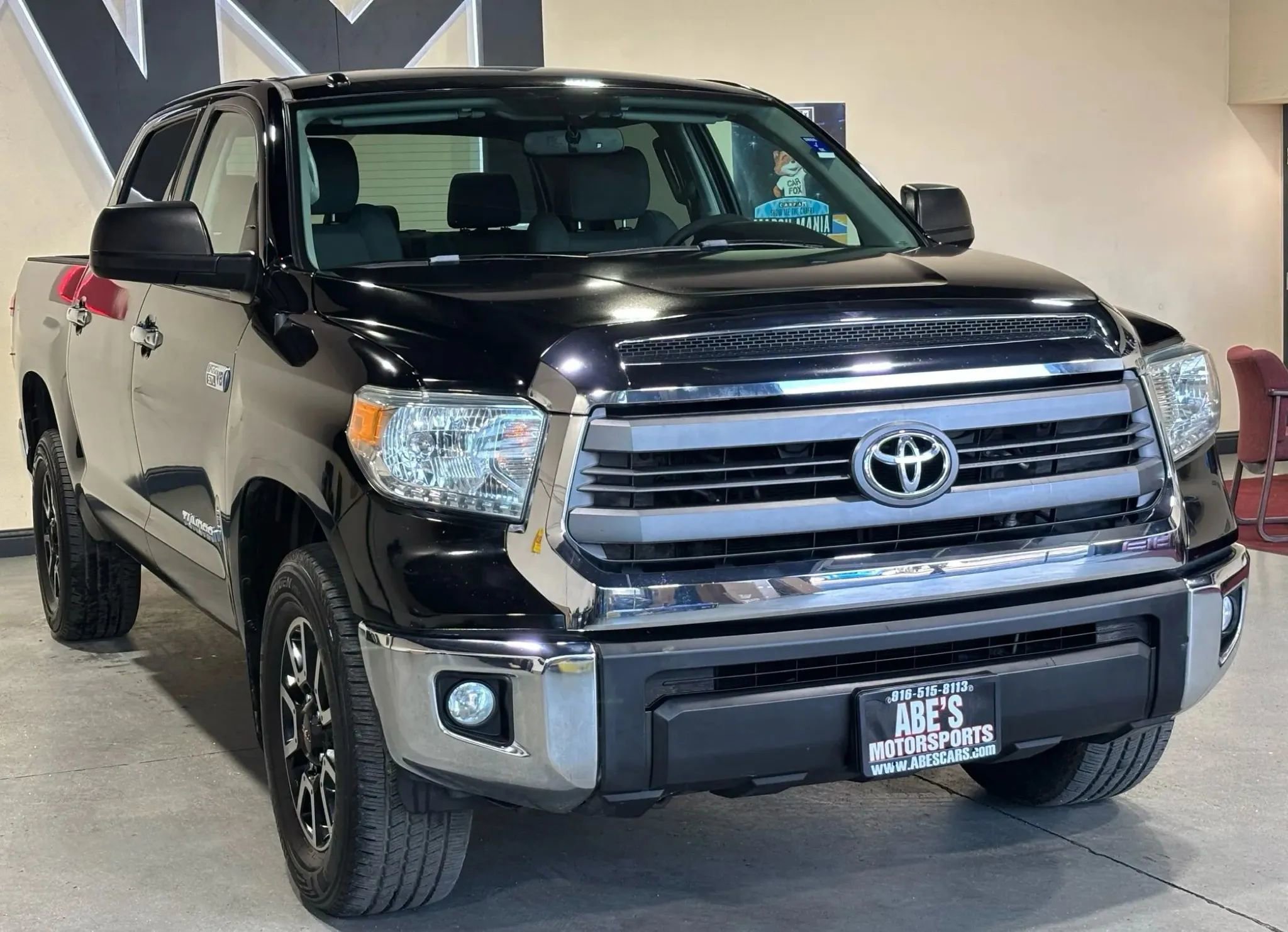 Used 2014 Toyota Tundra SR5 image 2