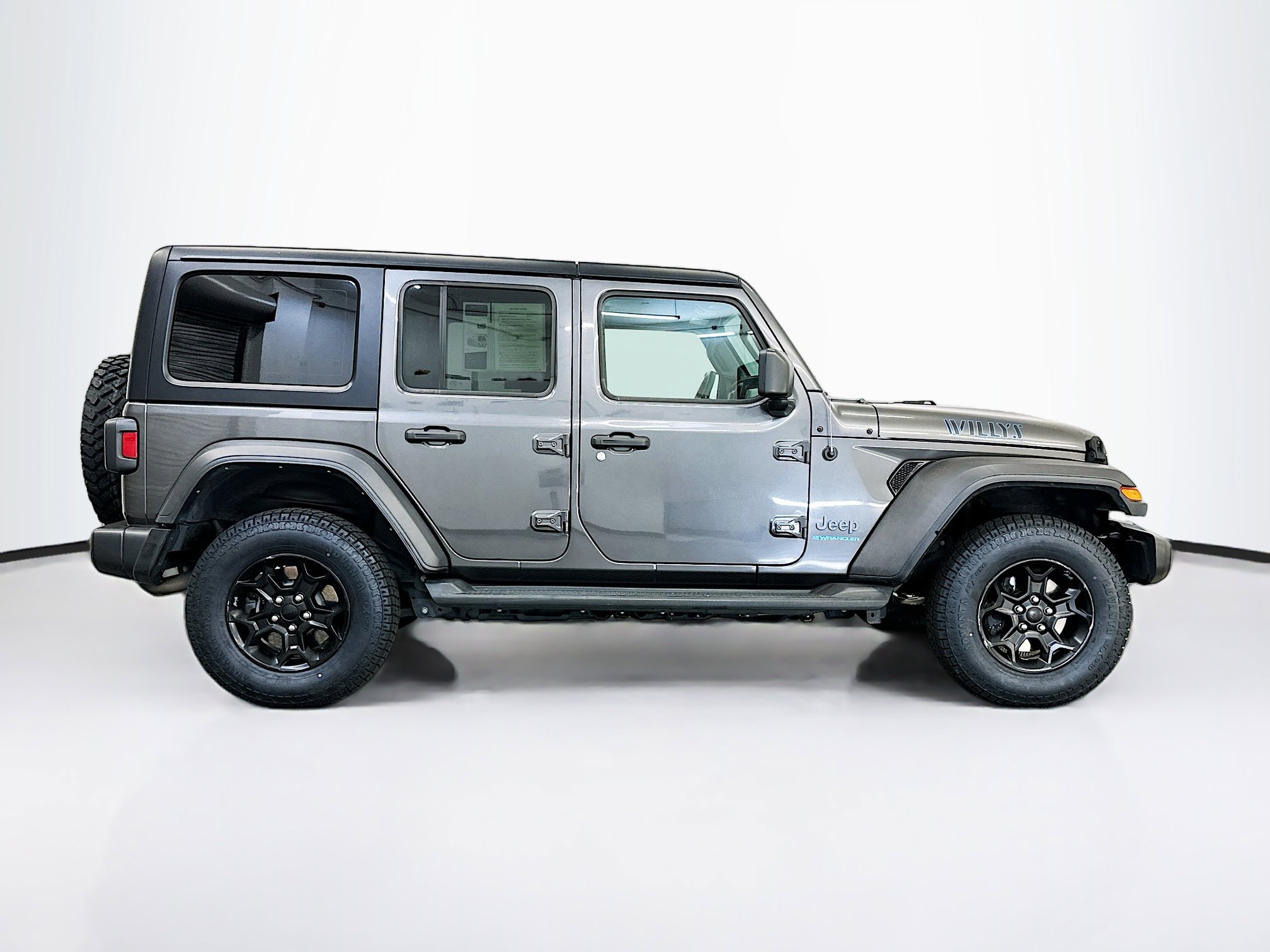 Used 2023 Jeep Wrangler Unlimited image 10