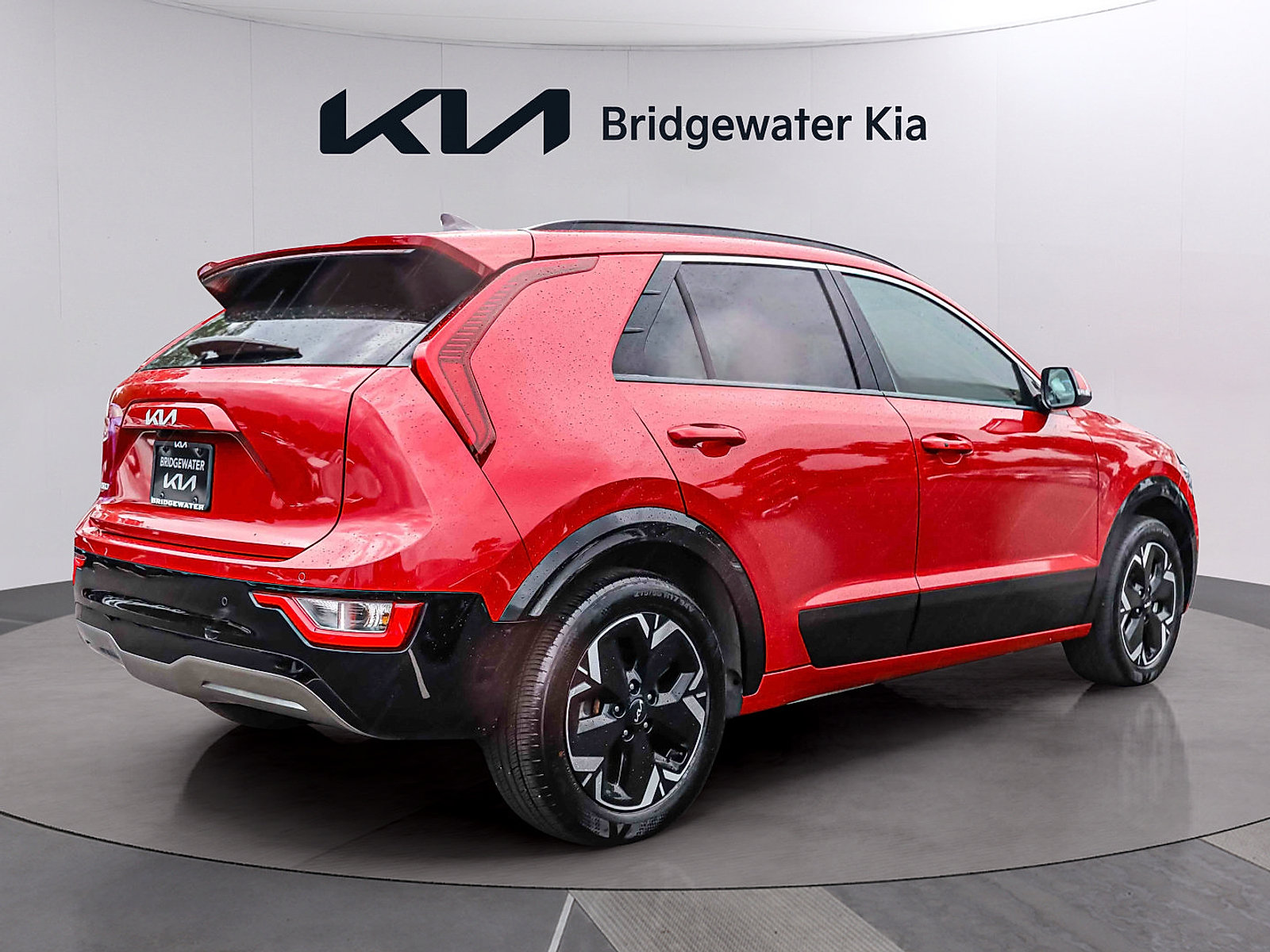 Certified 2024 Kia Niro Wind w/ Wind Preserve Package FWD image 6