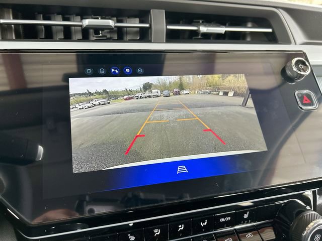 New 2027 Chevrolet Bolt LT w/ Comfort Package FWD image 15