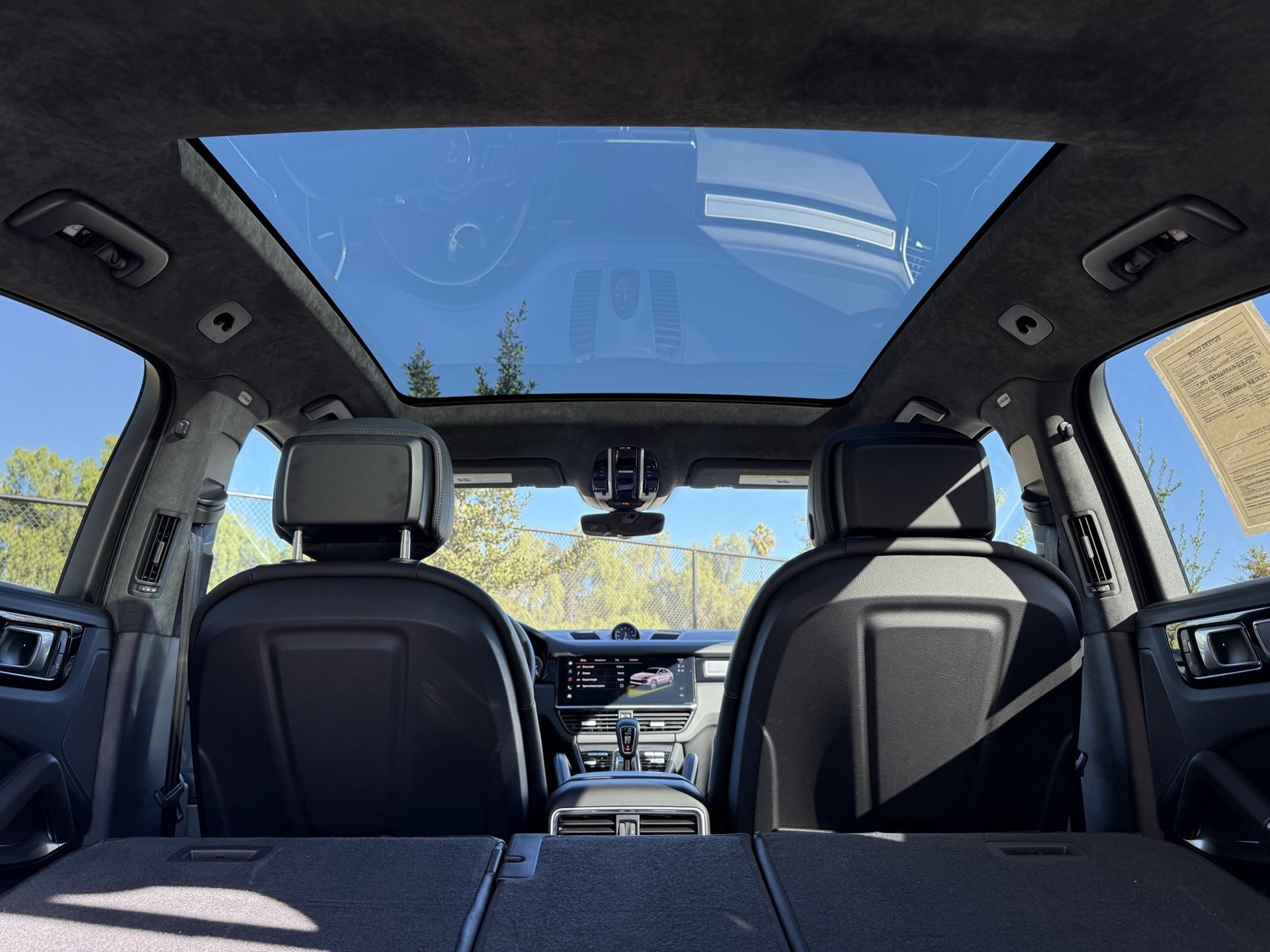 Certified 2022 Porsche Cayenne Turbo S image 36