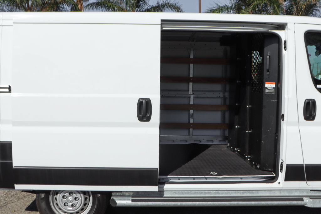 Used 2025 RAM ProMaster 2500 w/ U-Haul Equipment Group FWD image 12