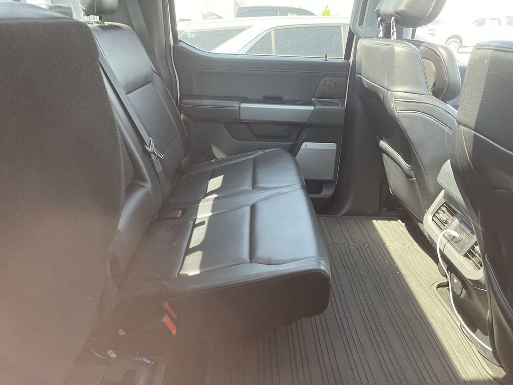 Used 2024 Ford F250 Lariat w/ Lariat Ultimate Package AWD/4WD image 12