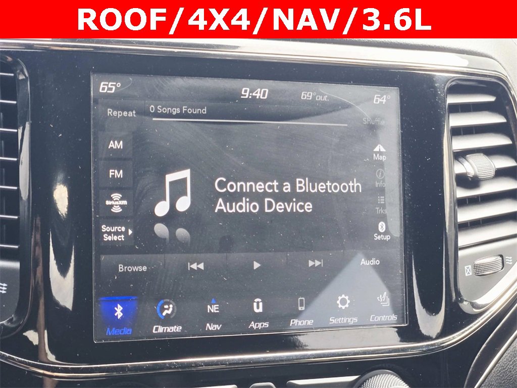 Used 2020 Jeep Grand Cherokee High Altitude image 27