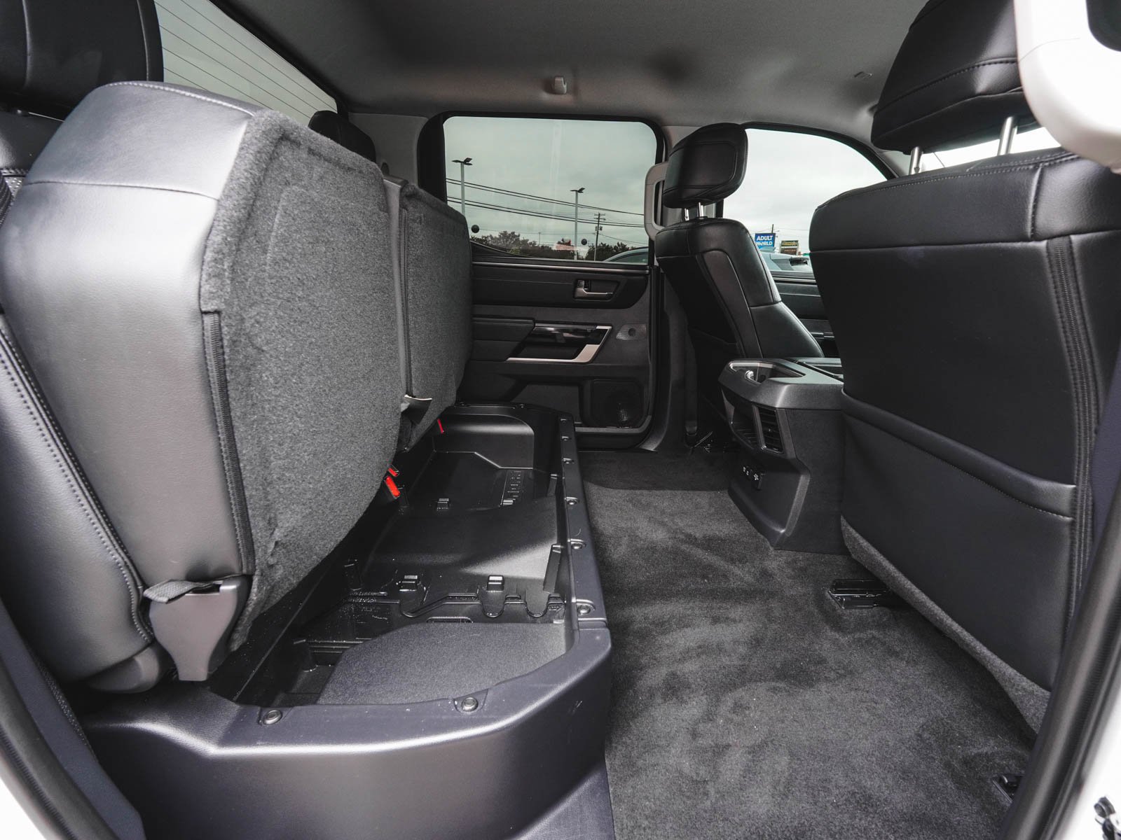 Used 2024 Toyota Tundra Limited image 36