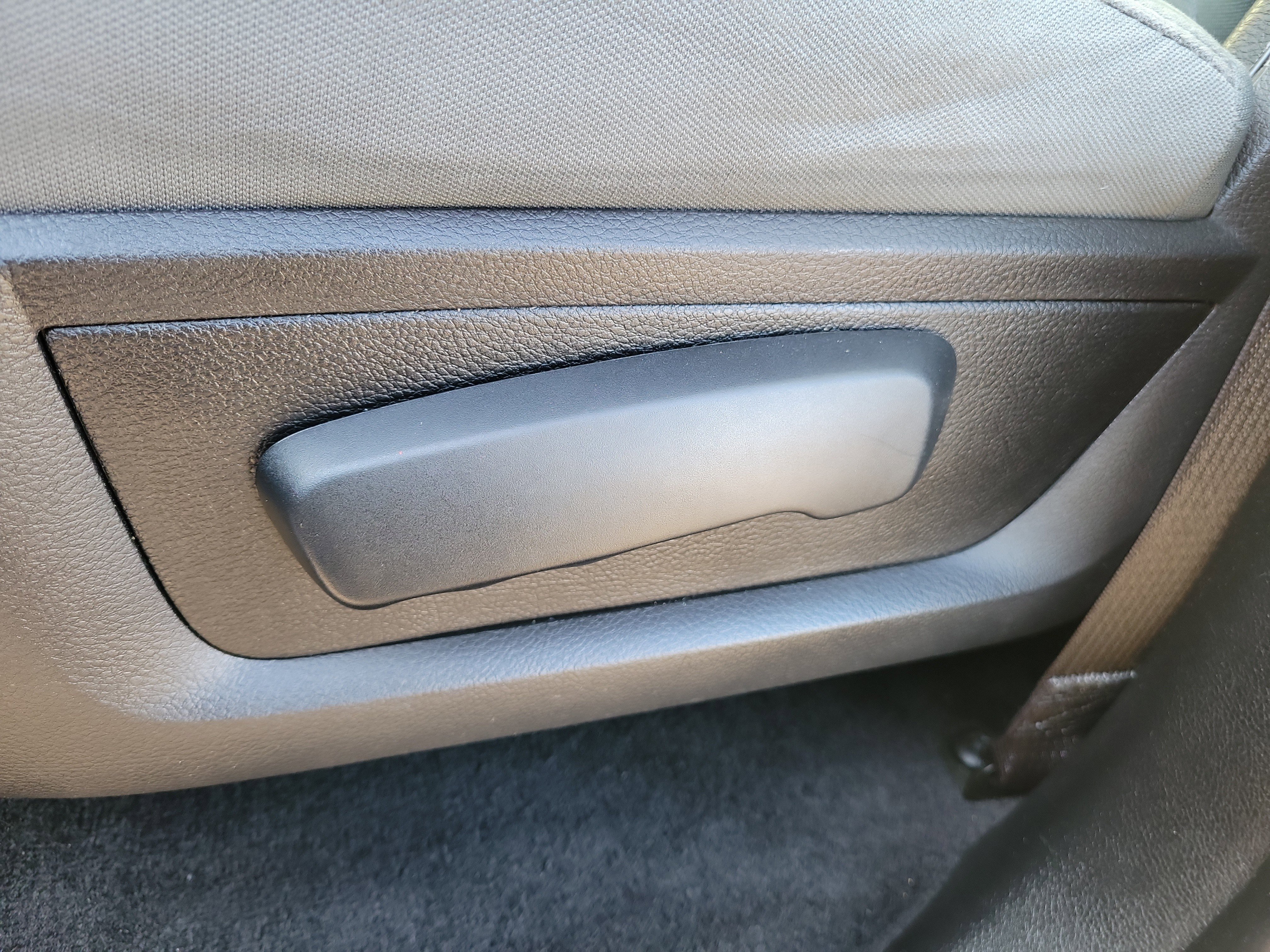 Used 2016 RAM 1500 Express image 14