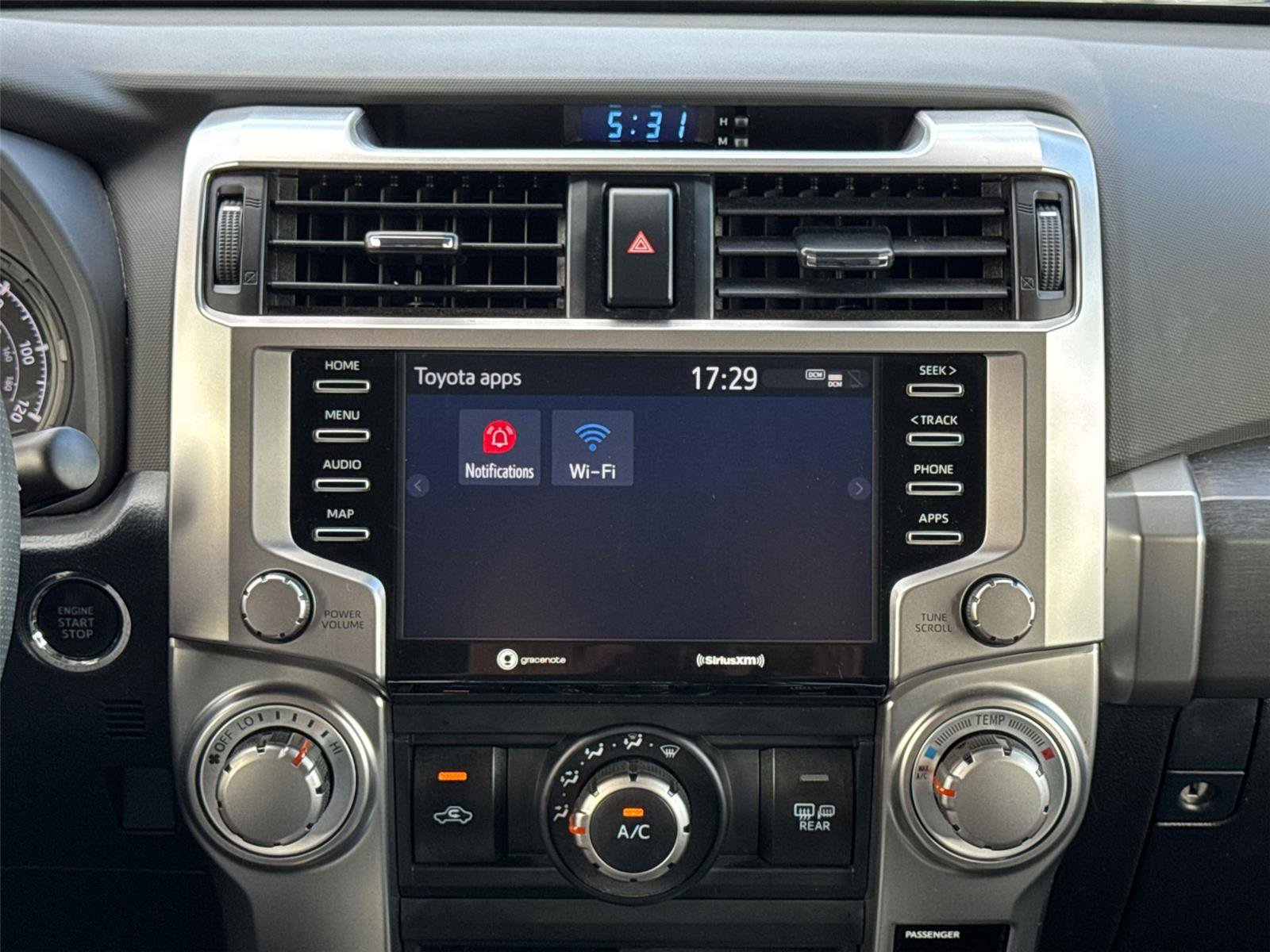 Used 2024 Toyota 4Runner SR5 AWD/4WD image 22