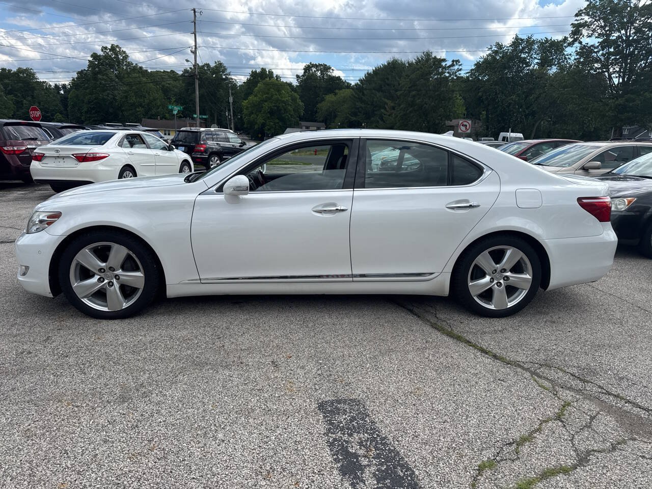 Used 2011 Lexus LS 460 w/ Luxury Value Edition RWD image 4