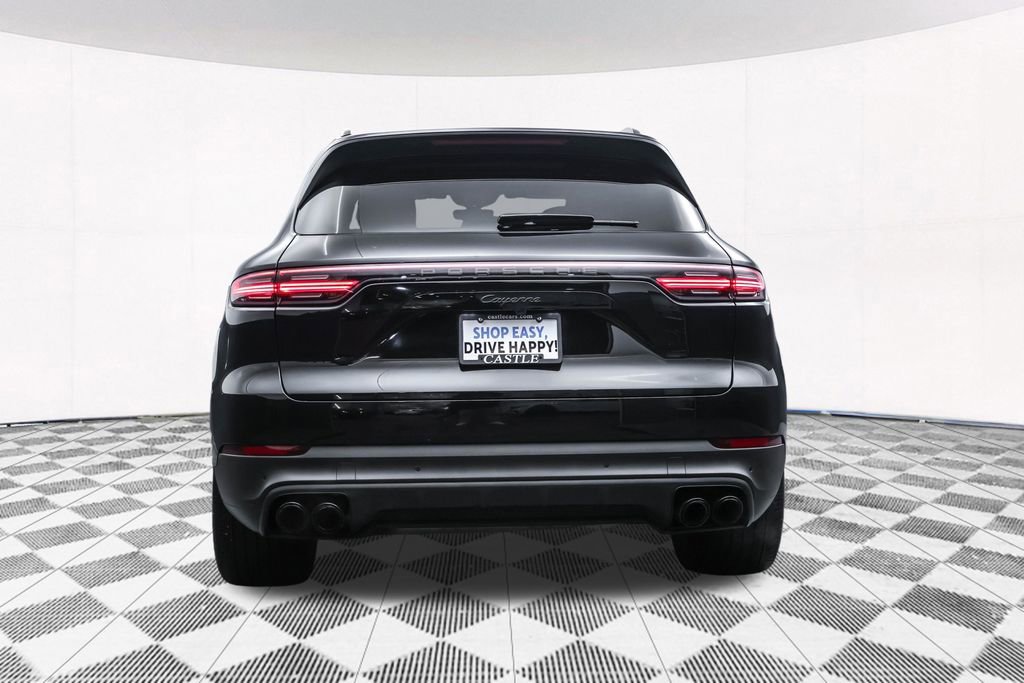 Used 2022 Porsche Cayenne AWD/4WD image 12