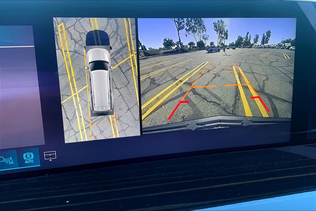 New 2026 Cadillac Escalade ESV 2WD image 25