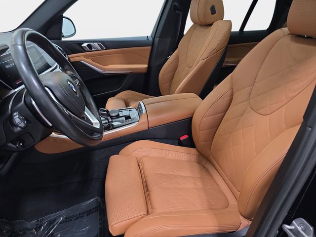 Certified 2023 BMW X5 xDrive40i w/ Parking Assistance Package AWD/4WD image 11