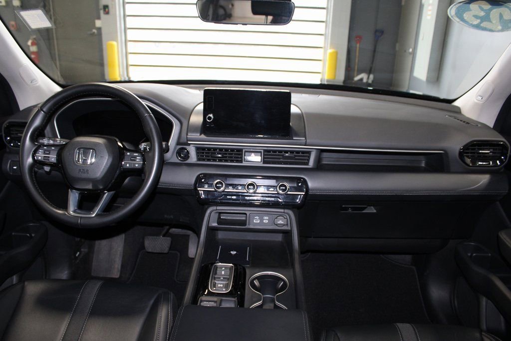 Used 2023 Honda Pilot Touring image 27