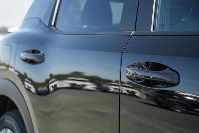 New 2026 Nissan Kicks SV image 14