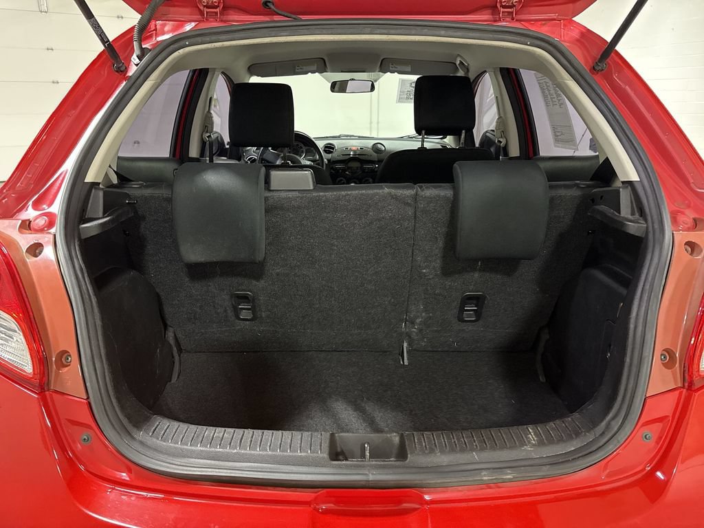 Used 2014 MAZDA MAZDA2 Sport FWD image 22