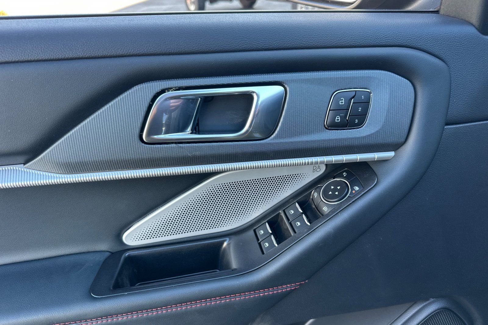 New 2026 Ford Explorer ST w/ Sun And Sound Package image 10