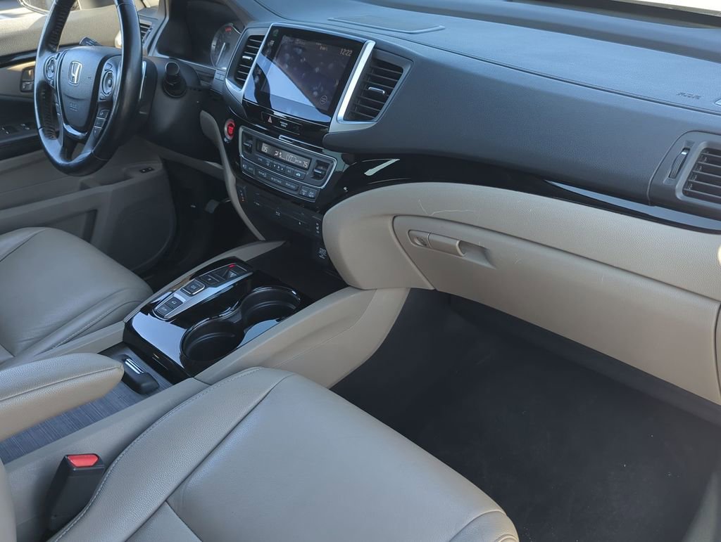 Used 2016 Honda Pilot Touring image 28