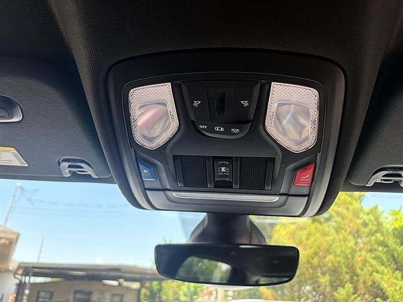 Used 2022 RAM 1500 Big Horn AWD/4WD image 36