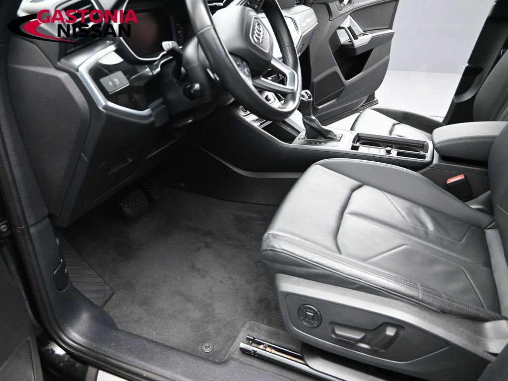 Used 2023 Audi Q3 2.0T Premium image 10