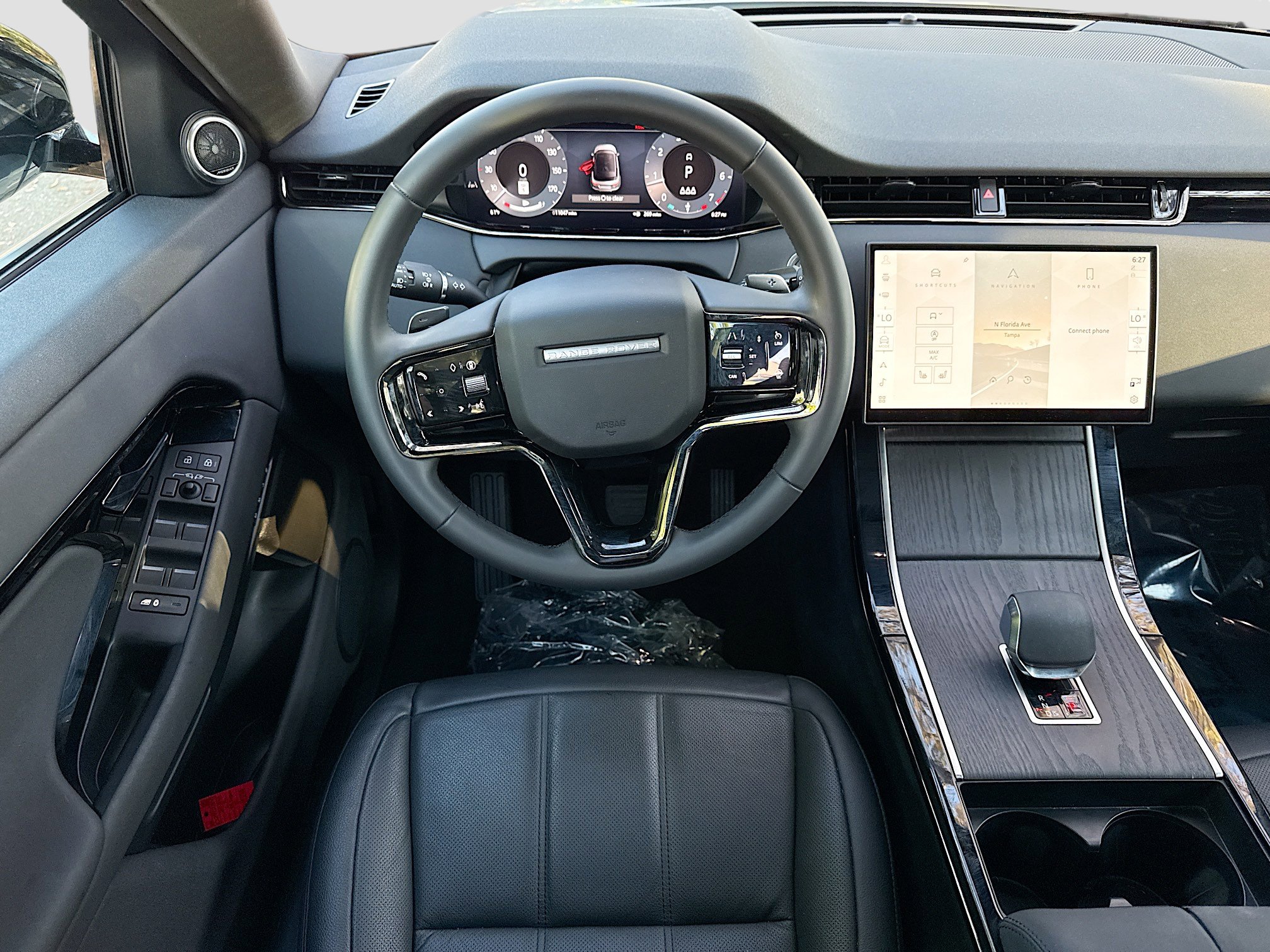 Used 2026 Land Rover Range Rover Evoque S image 16