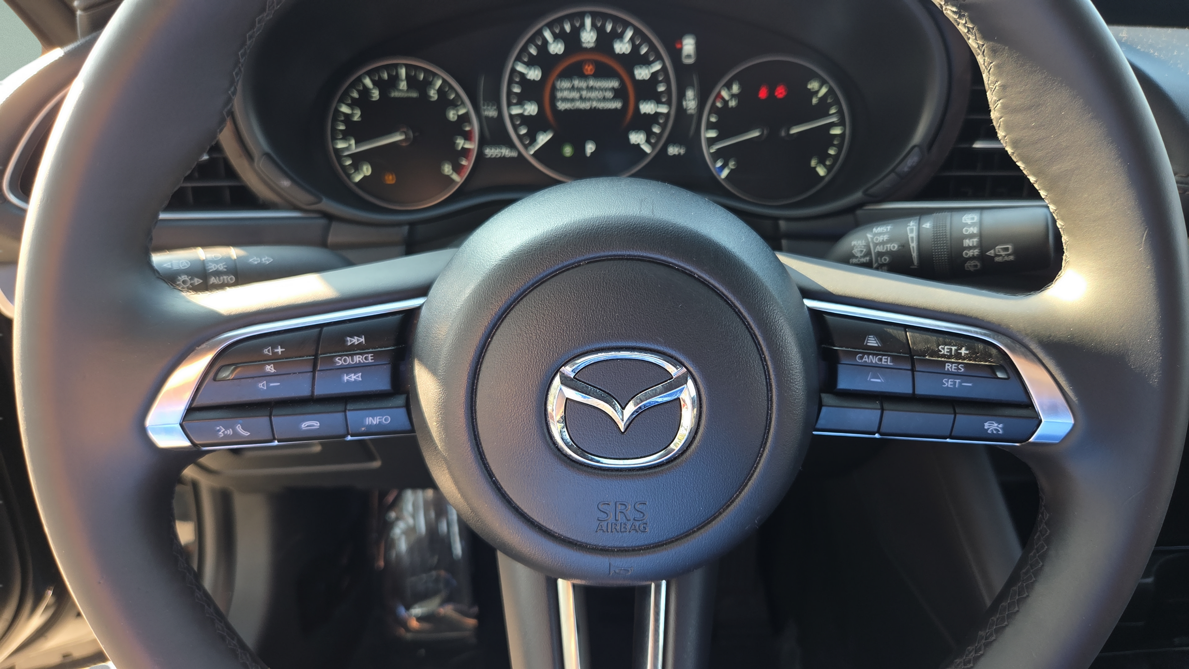 Used 2024 MAZDA MAZDA3 s FWD image 23