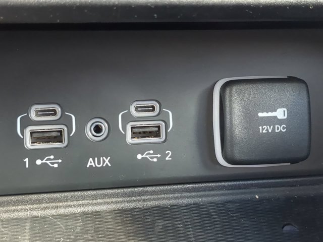Certified 2025 Jeep Grand Cherokee Altitude AWD/4WD image 25
