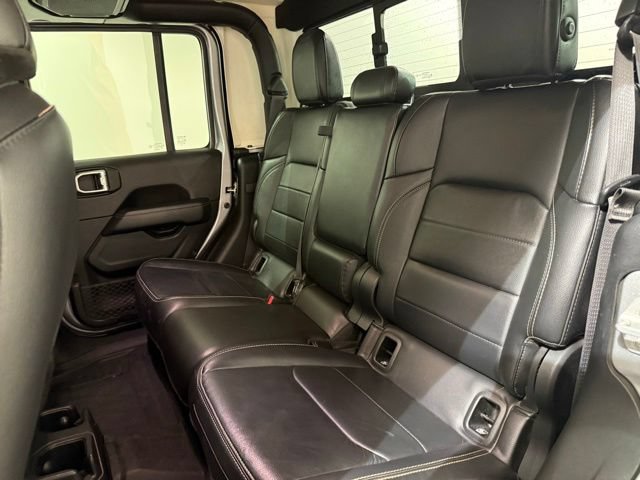 Used 2020 Jeep Gladiator Overland AWD/4WD image 24