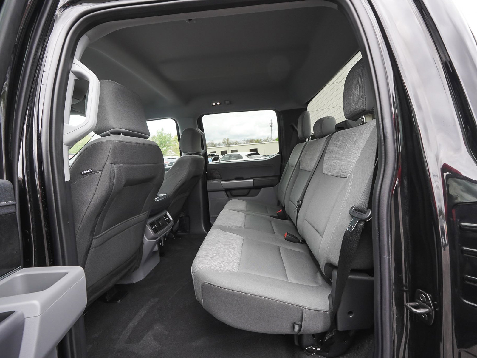 Used 2023 Ford F150 Lightning XLT AWD/4WD image 32