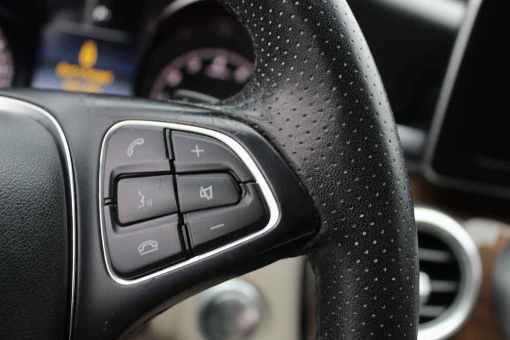 Used 2017 Mercedes-Benz C 300 Sedan image 17