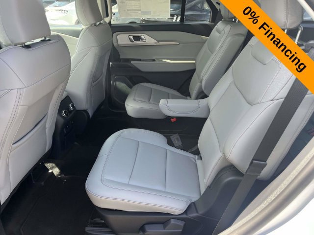 New 2026 Ford Explorer Active w/ Active Comfort Package AWD/4WD image 8