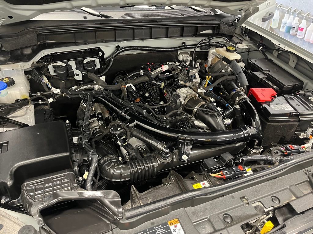 Used 2023 Ford Bronco Wildtrak image 9