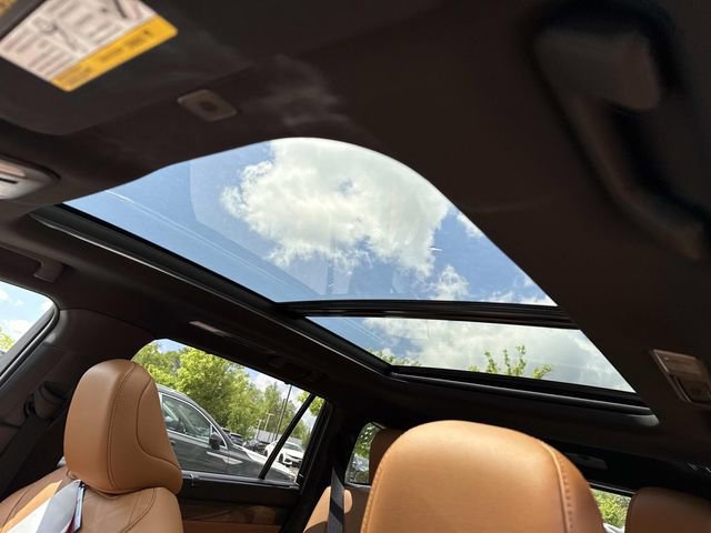 Used 2026 Toyota Highlander Platinum AWD/4WD image 16