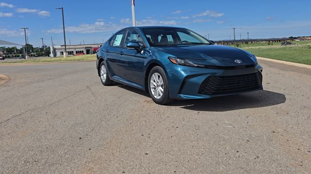 New 2026 Toyota Camry LE FWD image 2