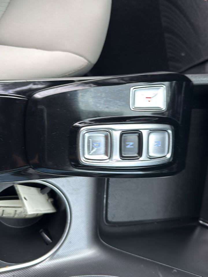 Used 2022 Hyundai Sonata SEL w/ Preferred Accessory Package FWD image 23