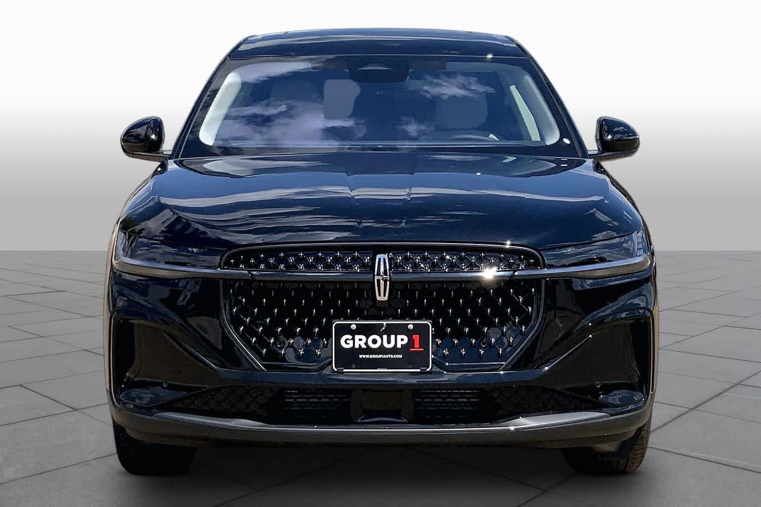 New 2026 Lincoln Nautilus Premier w/ Equipment Group 102A AWD/4WD image 3
