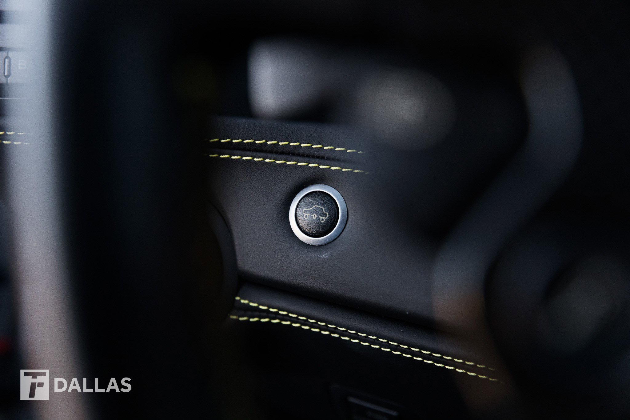 Used 2019 Ferrari 488 Spider image 25