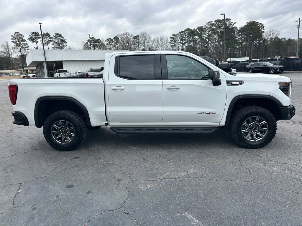 Used 2025 GMC Sierra 1500 AT4X image 5