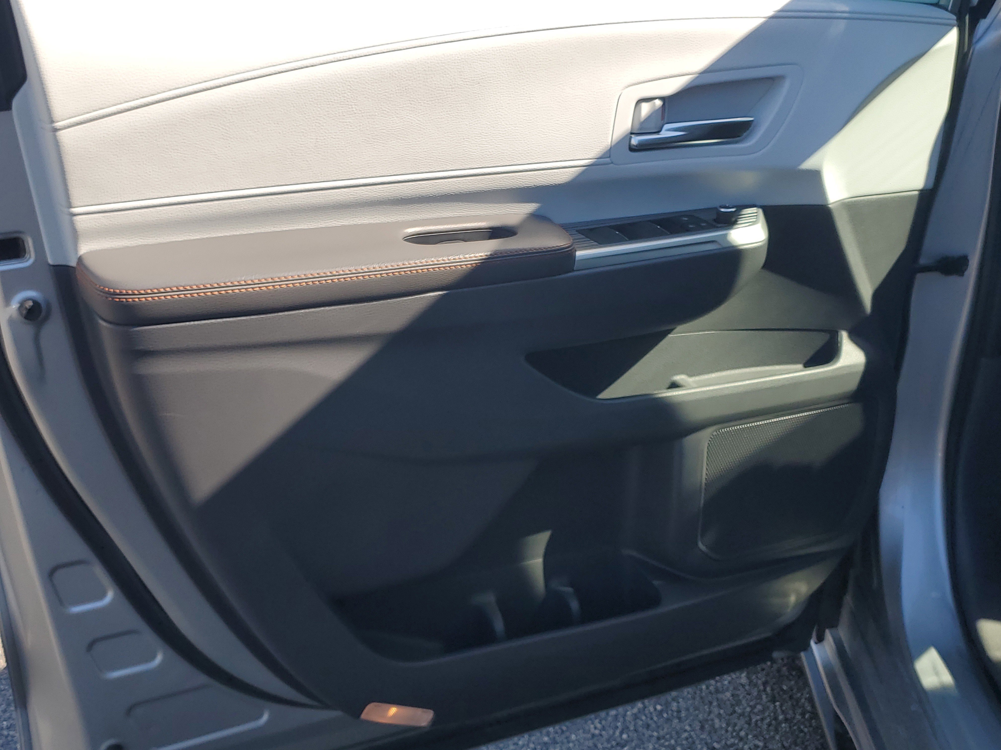 Certified 2022 Toyota Sienna XSE w/ XSE Plus Package FWD image 20