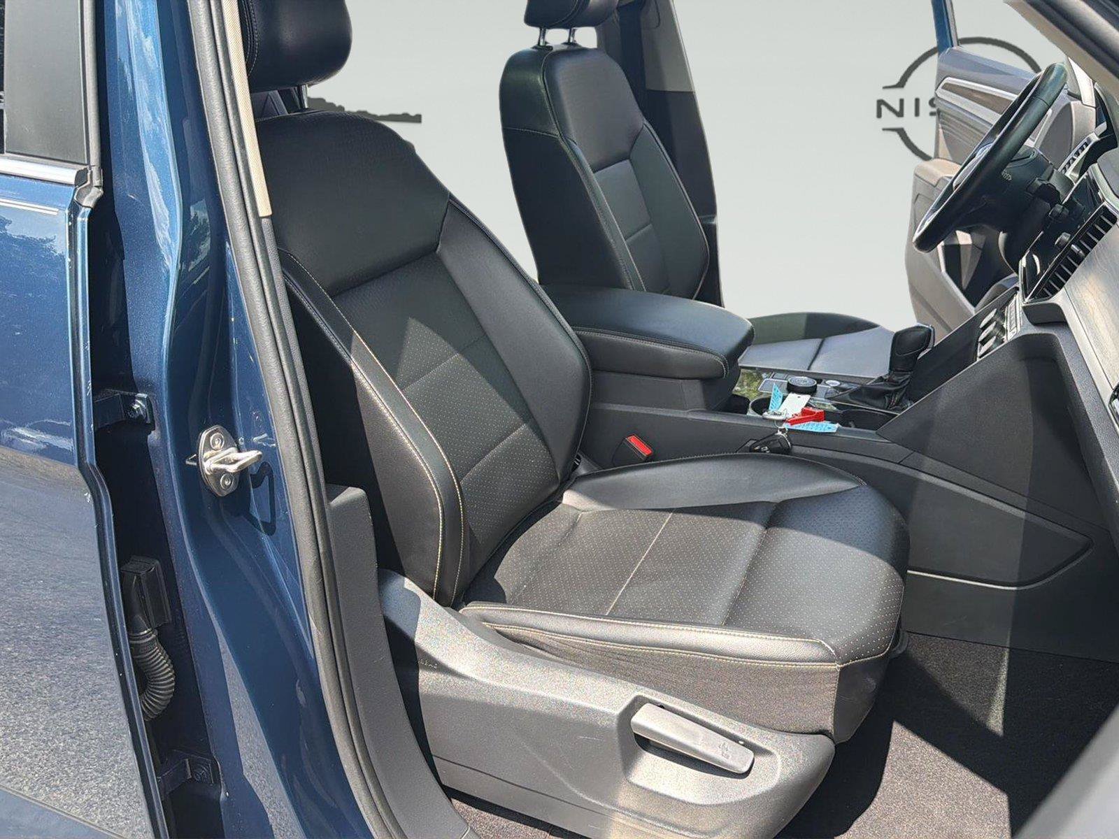 Used 2022 Volkswagen Atlas SE w/ Panoramic Sunroof Package AWD/4WD image 37