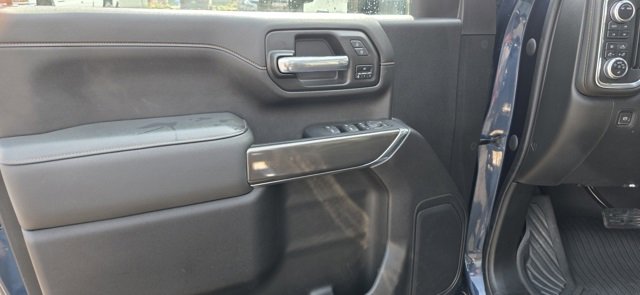 Used 2023 GMC Sierra 3500 AT4 w/ Gooseneck/5TH Wheel Package image 8